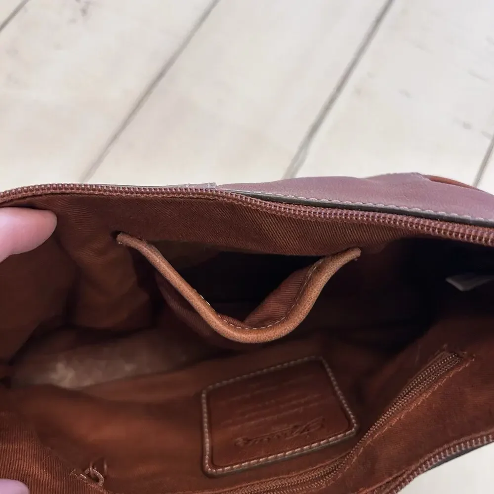 Fossil Leather Purse - Picture 11 of 13